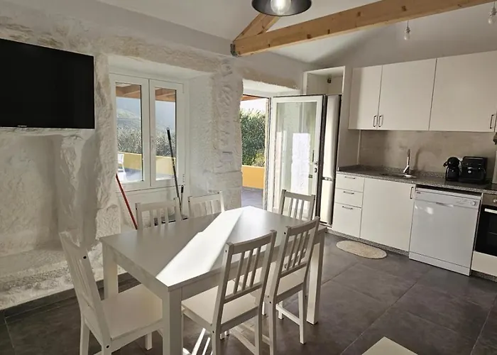 Casa Lima - Al Valenca